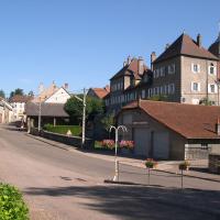 La rue du pont (vue du château)